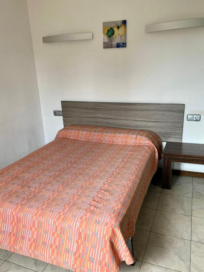 Hostal - Restaurante Asador Esperanza Χουέσκα Εξωτερικό φωτογραφία
